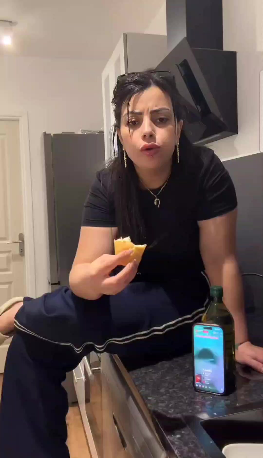 @𝘊𝘩𝘢𝘩𝘥_𝘰𝘧𝘧❗🦢🖤