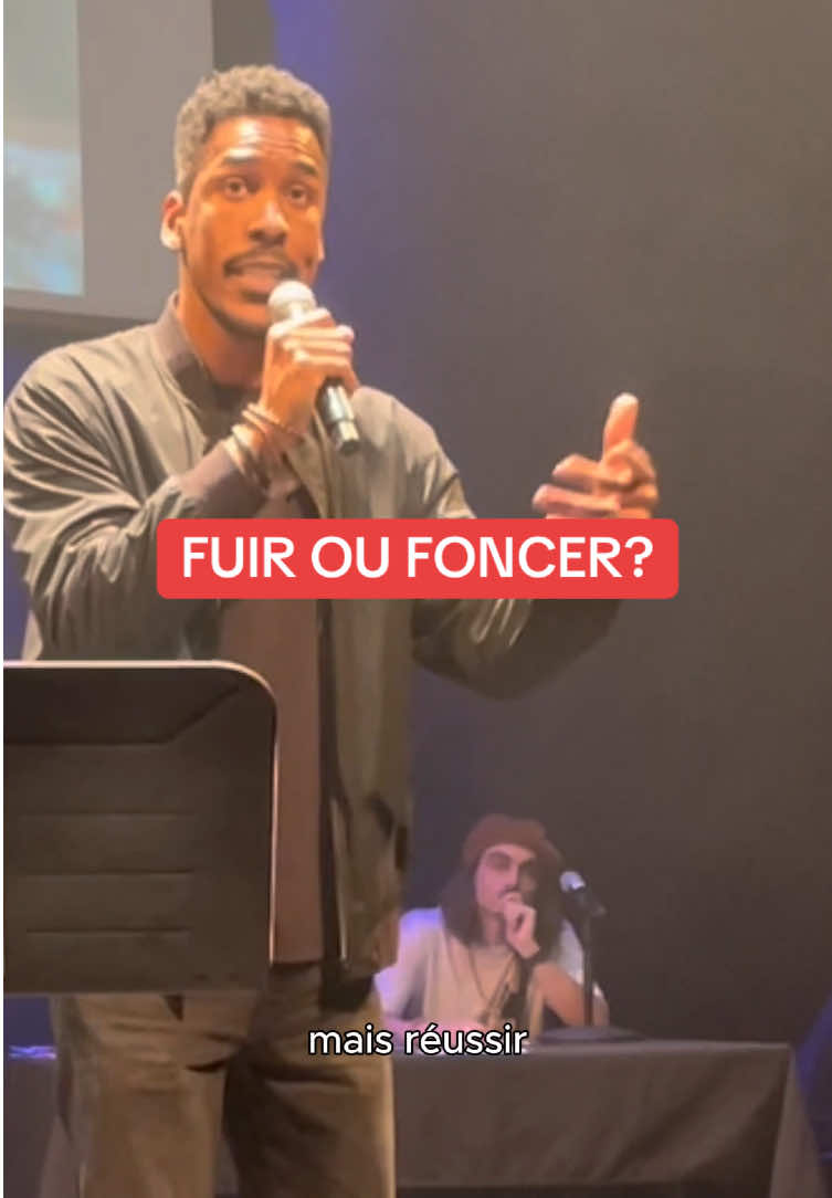 @Élémo