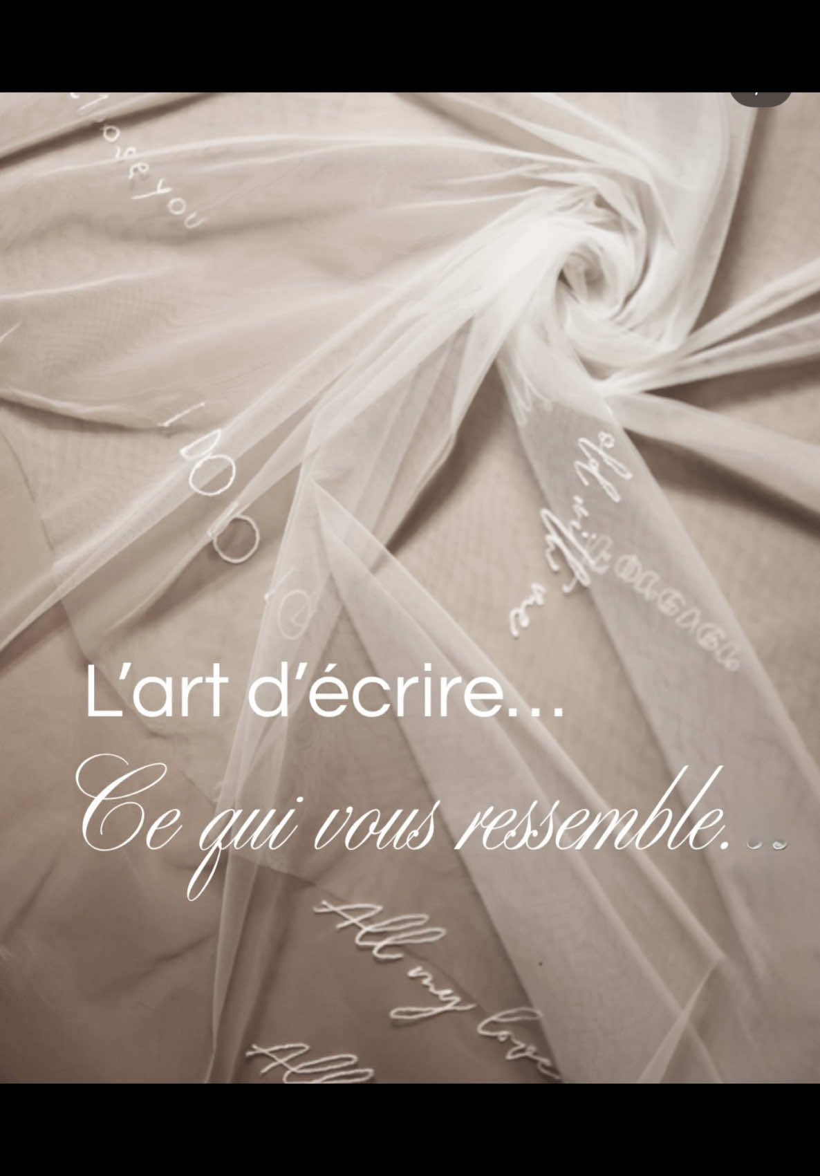 @MANICACOUTURE