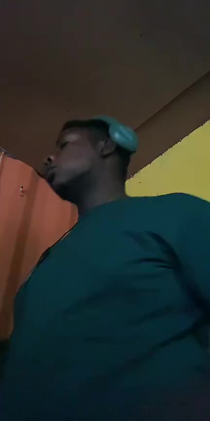 @DJ BӨBΛJӨΣ🎚🧪THE BƏÄST🦍