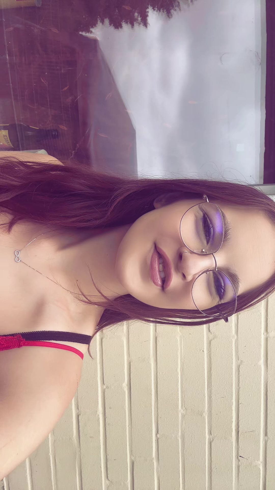 @Lara