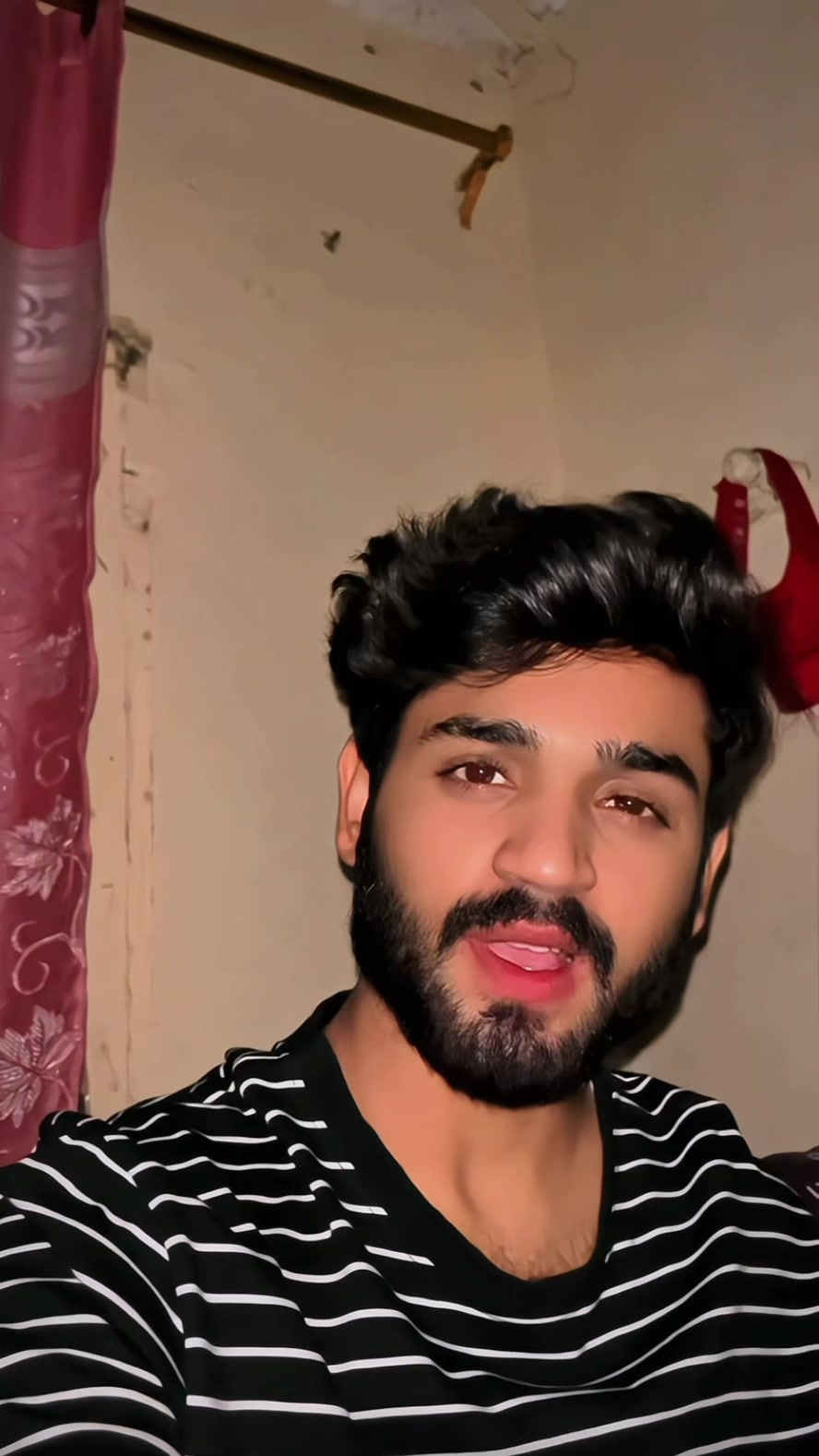 @⚜️جنيد_بھٽو⚜️