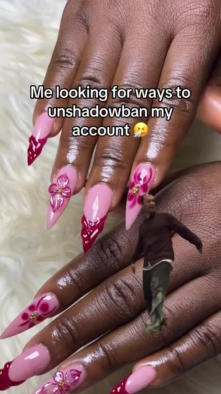 @Owerri~Nail and Lash Tech💅🏻