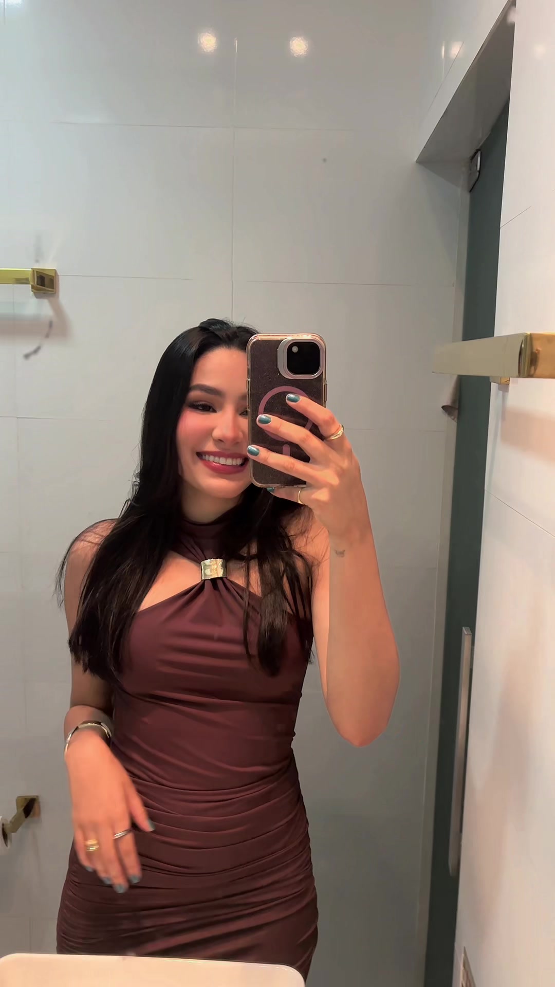 @Larissa Debortoli