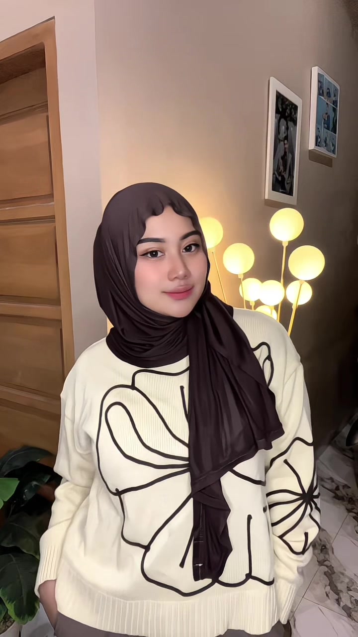 @anissyaninis