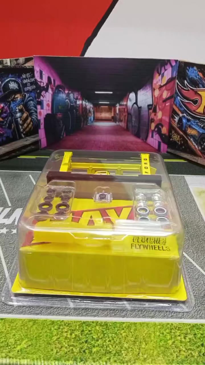 @Guzmán wheels 👋🏎️