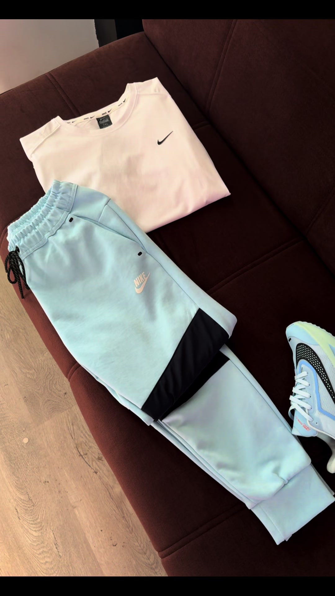 @Nike vs Adidas ✔️