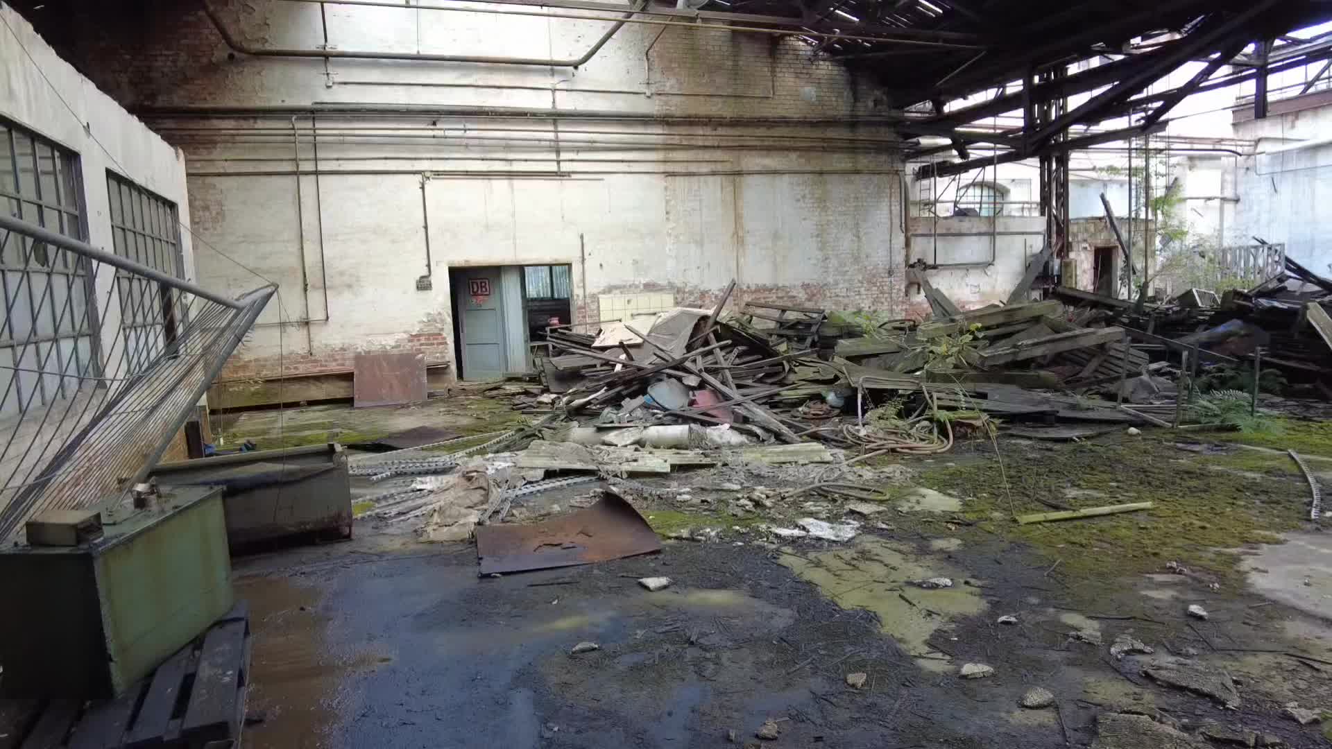 @Urbex_Springer