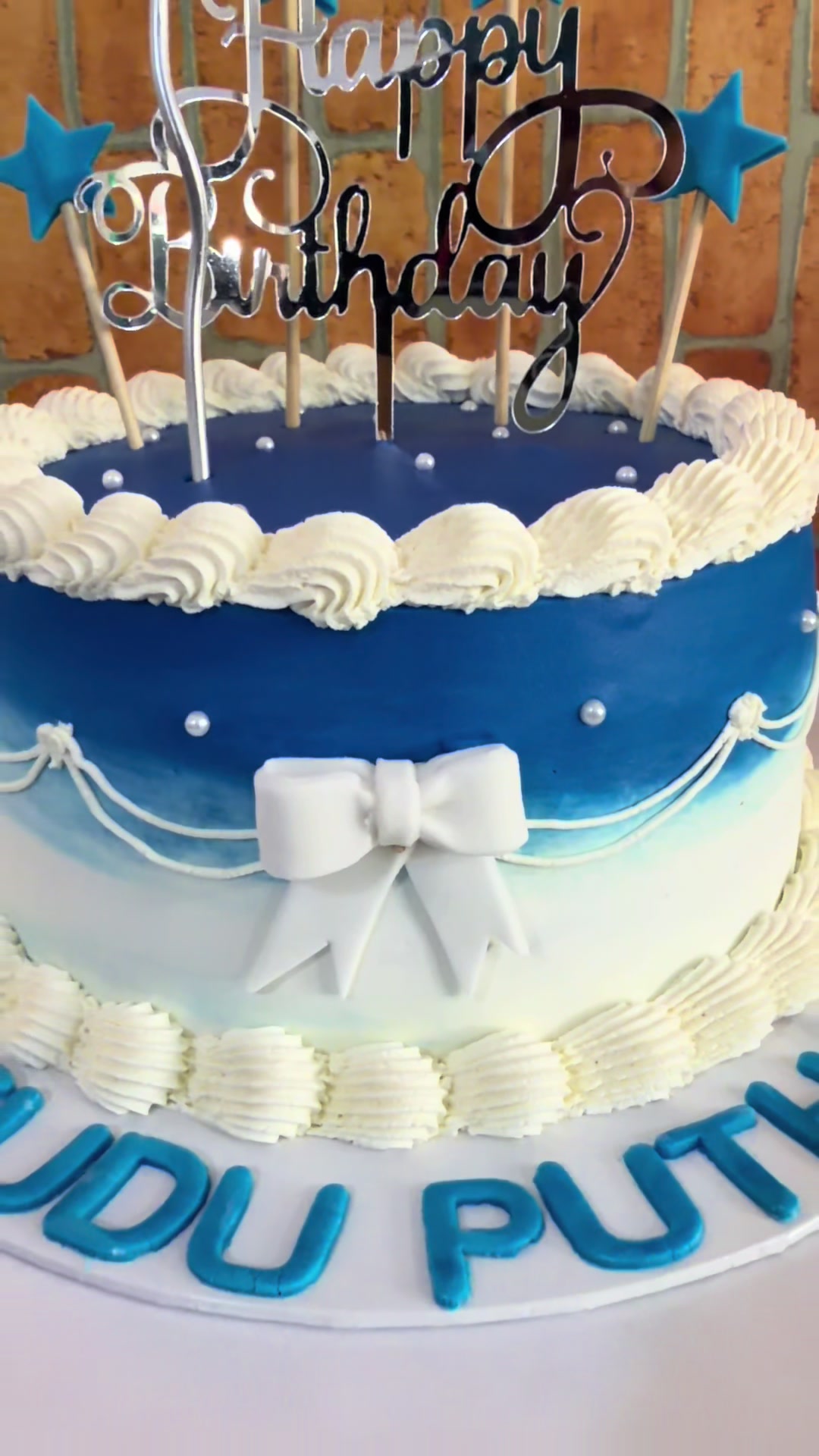 @Cakes By Mayu