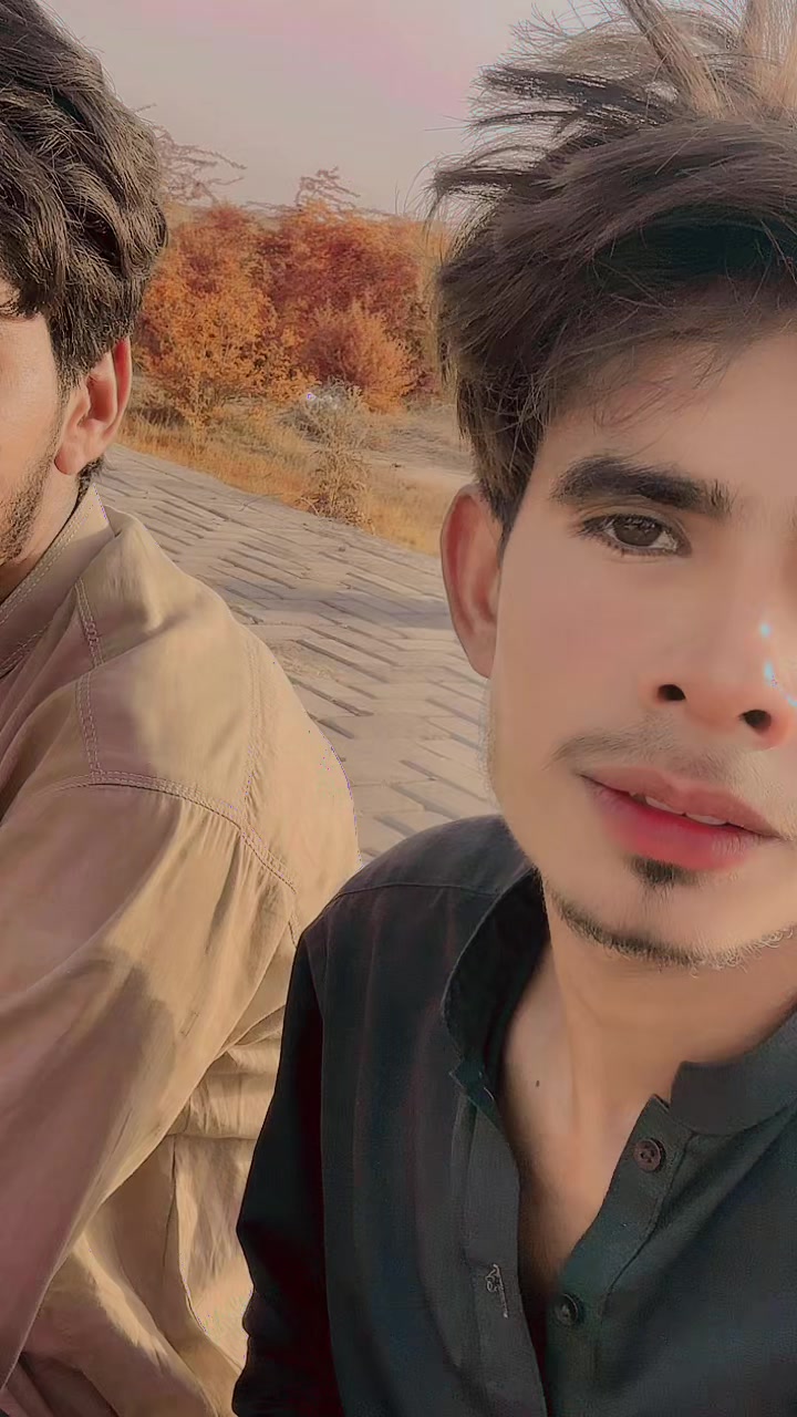 @معصوم پرندہ ظالم شکاری🦜🐦🥷