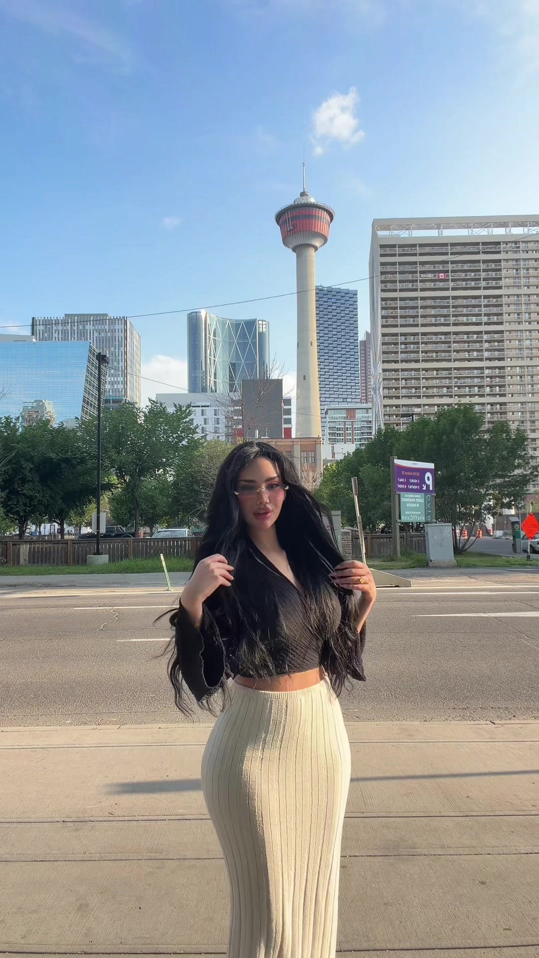 @🖤