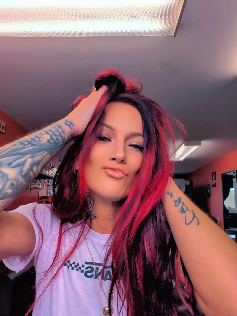 @Hopemel🖤1🦋