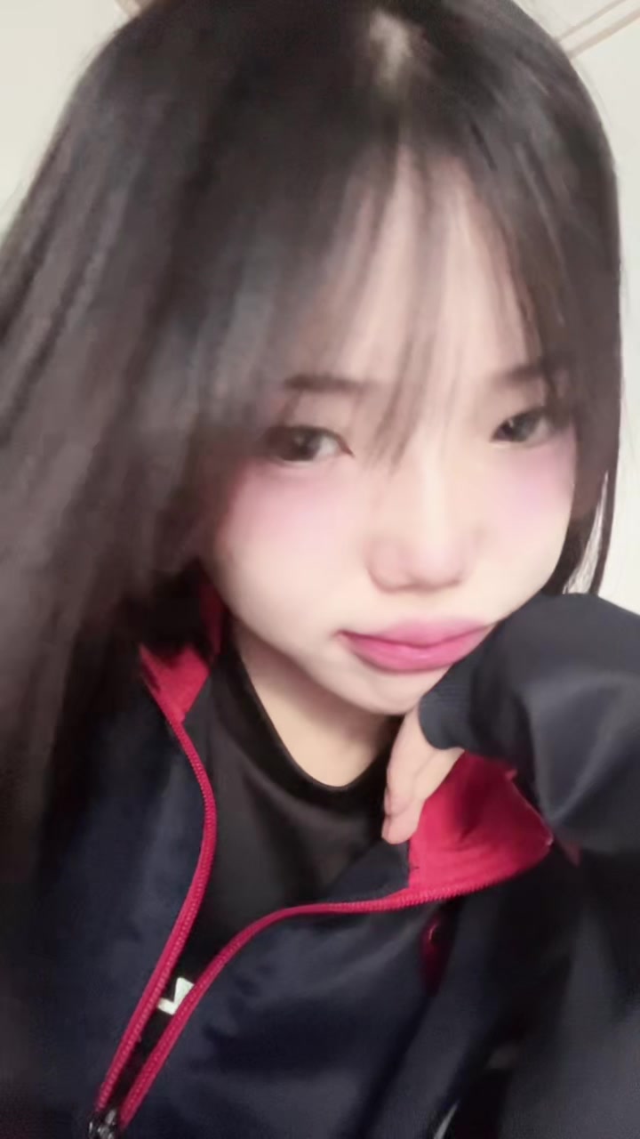 @Riona