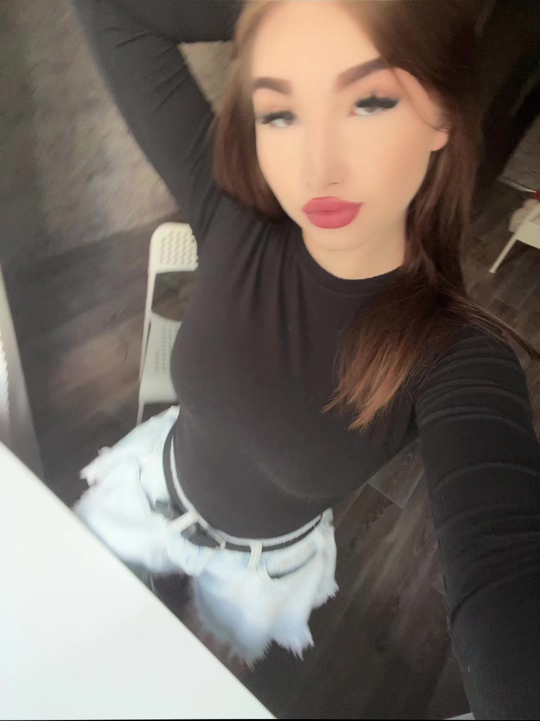 @M.F