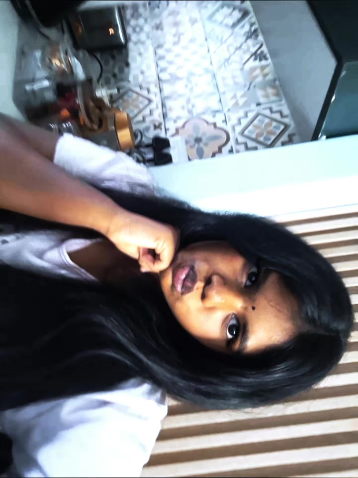 @𝓡𝓲𝓻𝓲 𝓹𝓸𝓹𝓼💋
