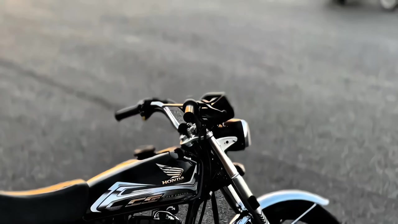 @𝐀𝐊