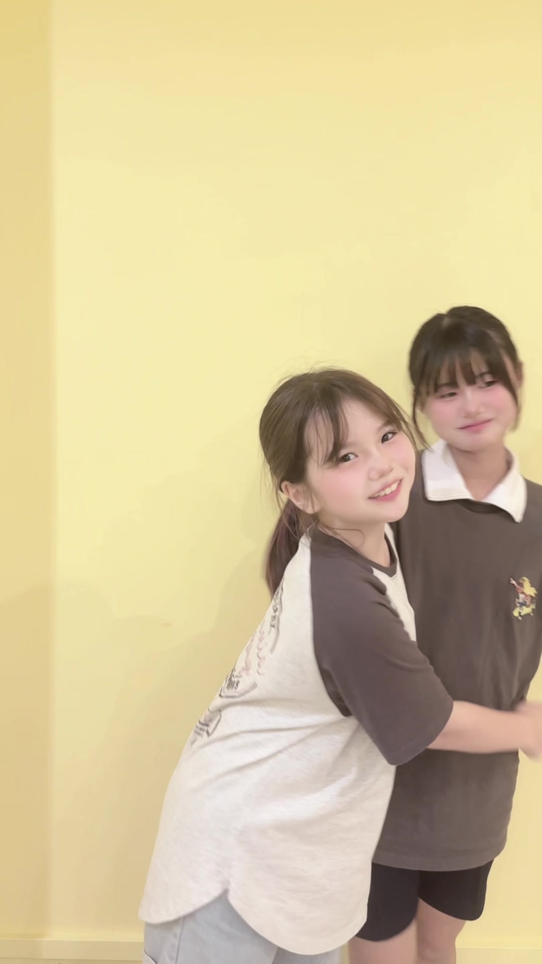 @CHIKA