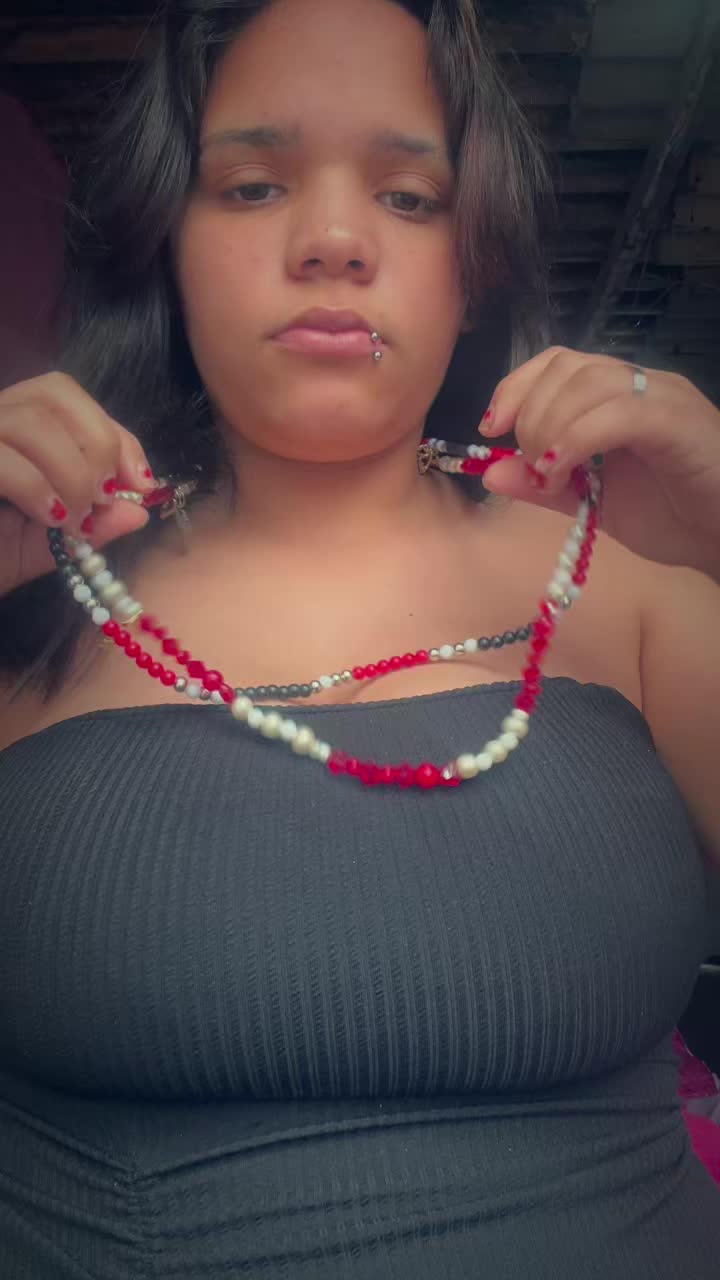 @Anaaa