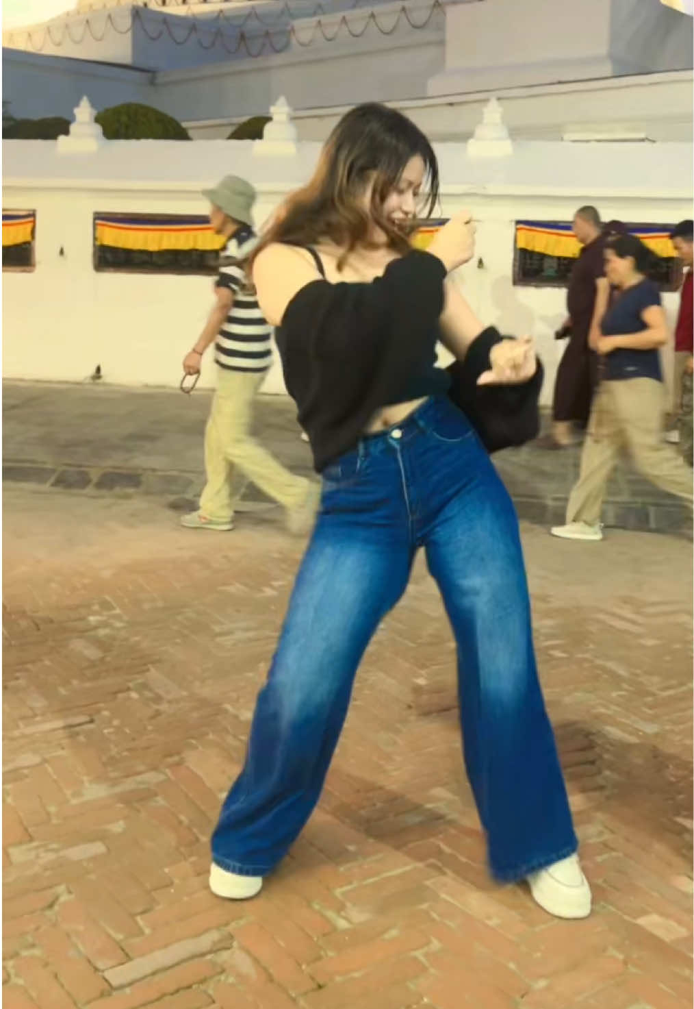 @Dancelikeritu🖤