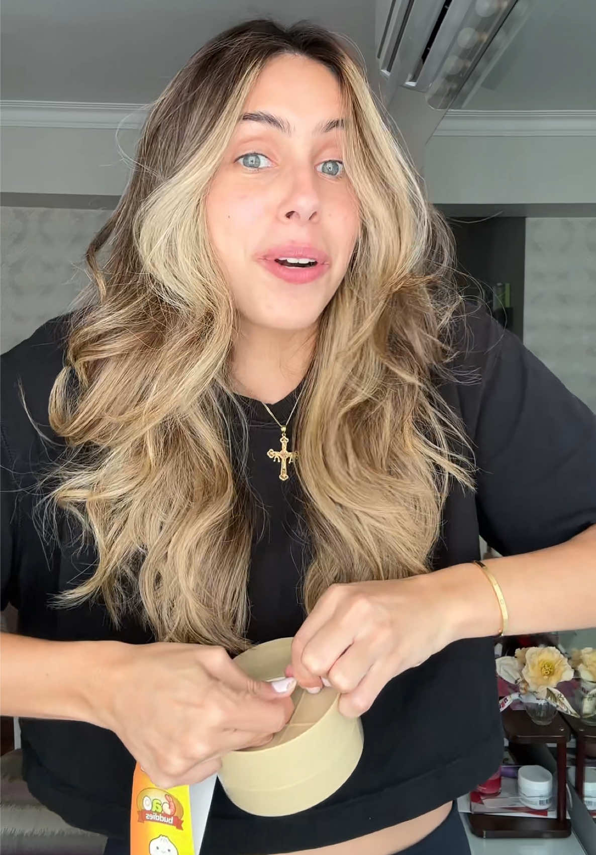 @Sara López