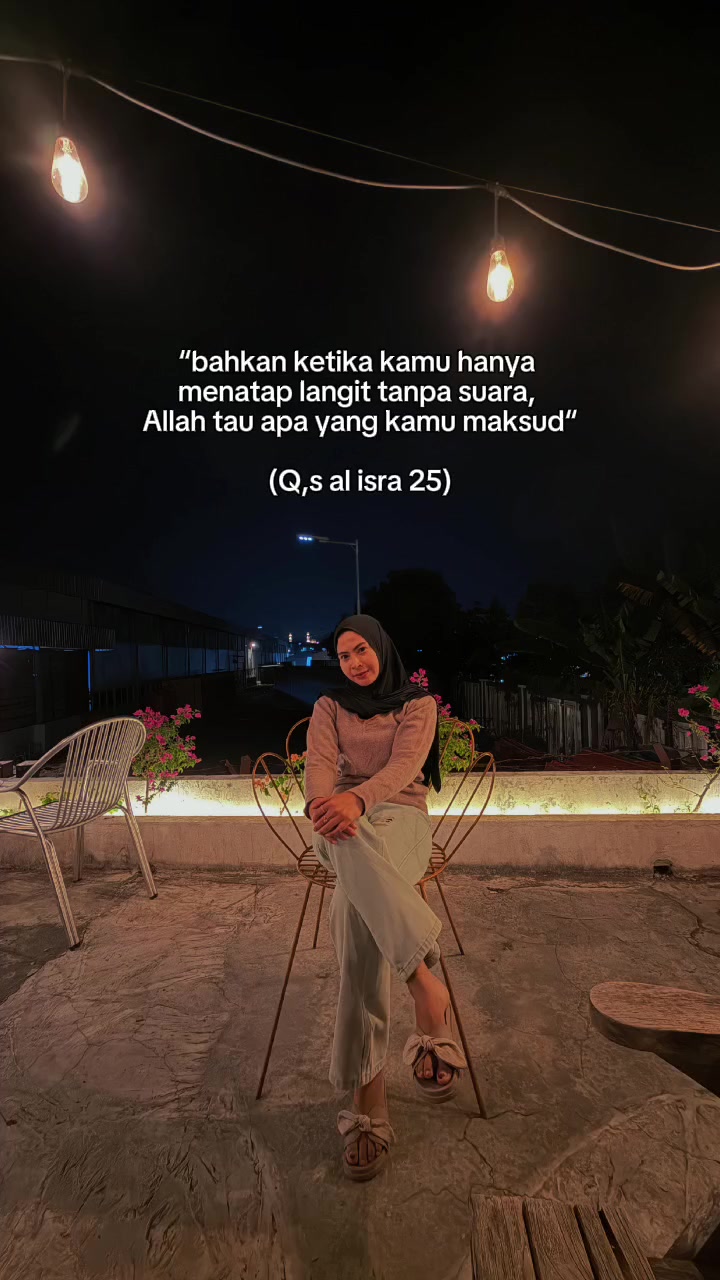 @vhat