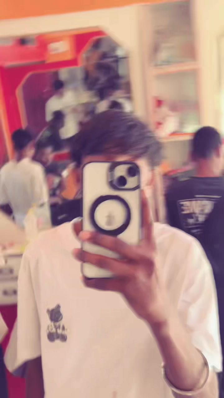 @MADHESI__XAURA