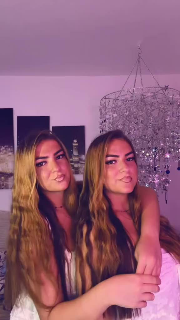 @Twinsss👯♀️