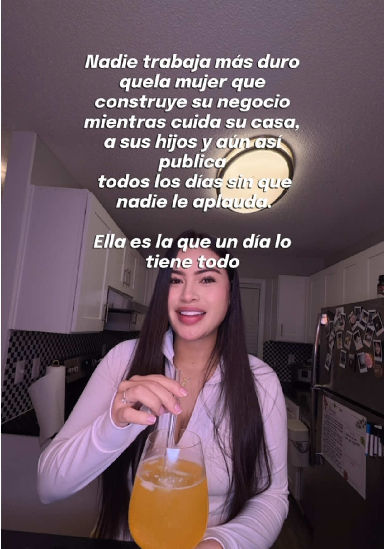 @LAURA MORALES F