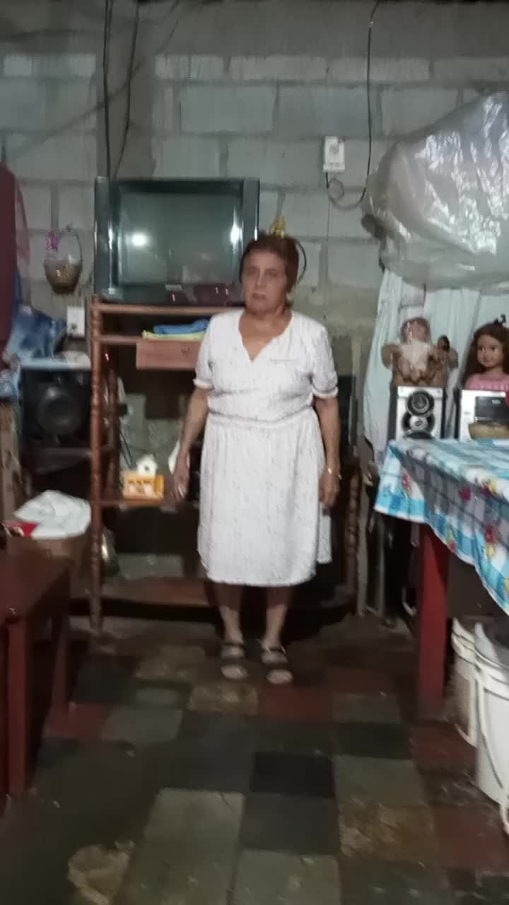 @Elena Virginia Escobar