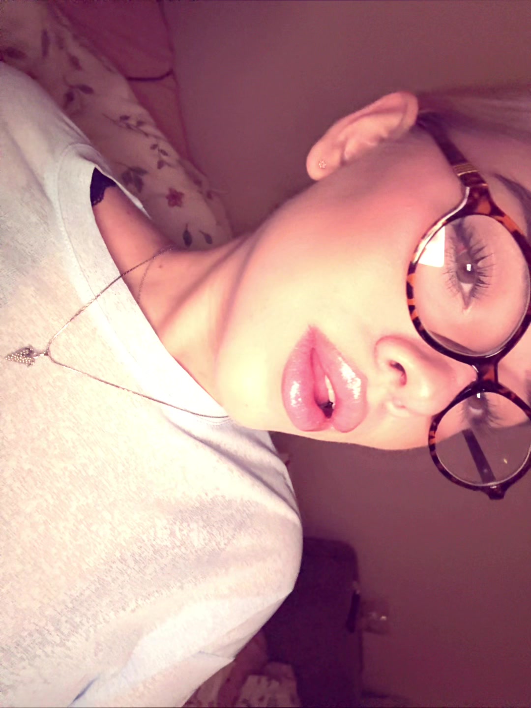 @Yana🦋
