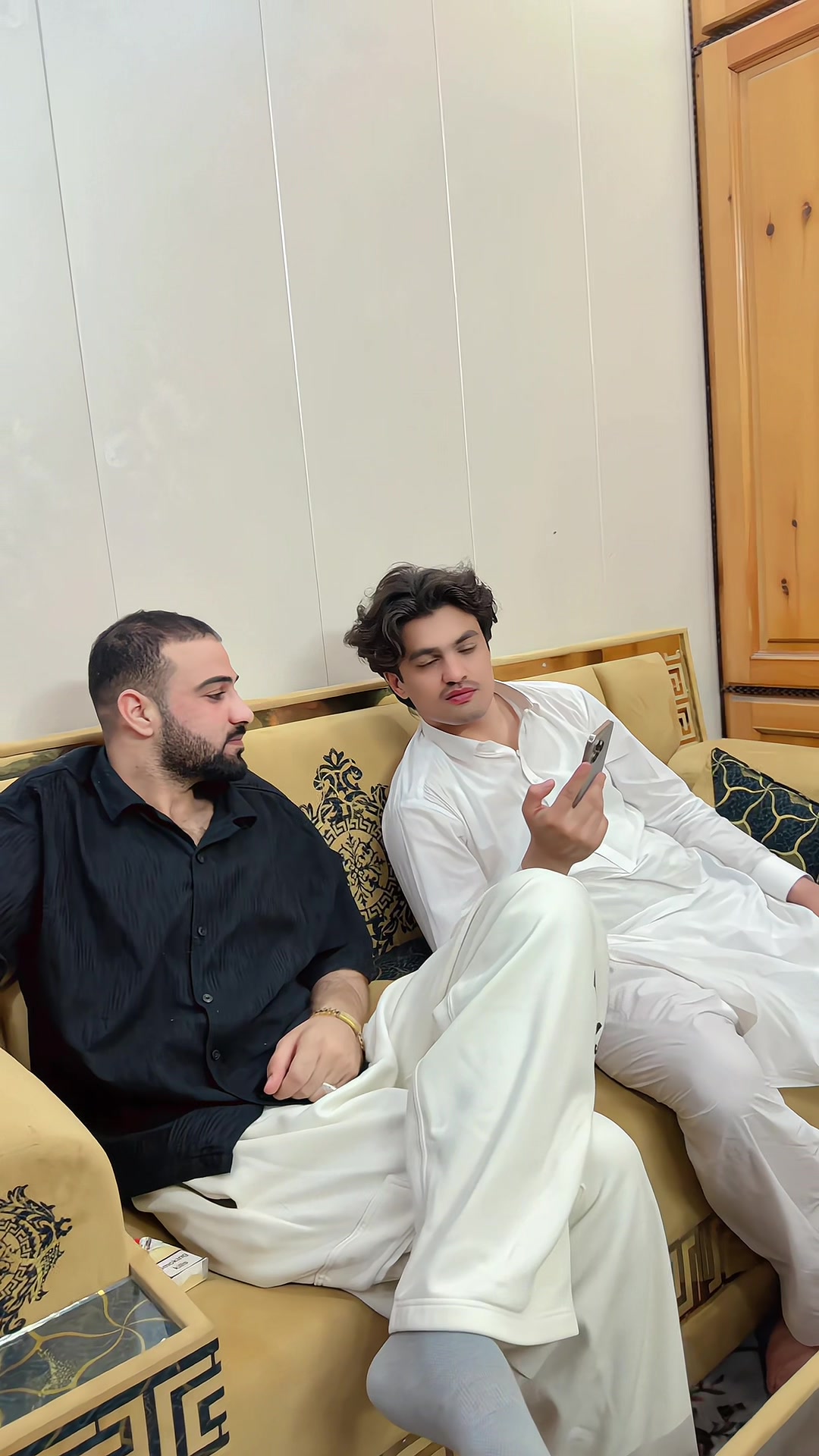@sHahid_jani