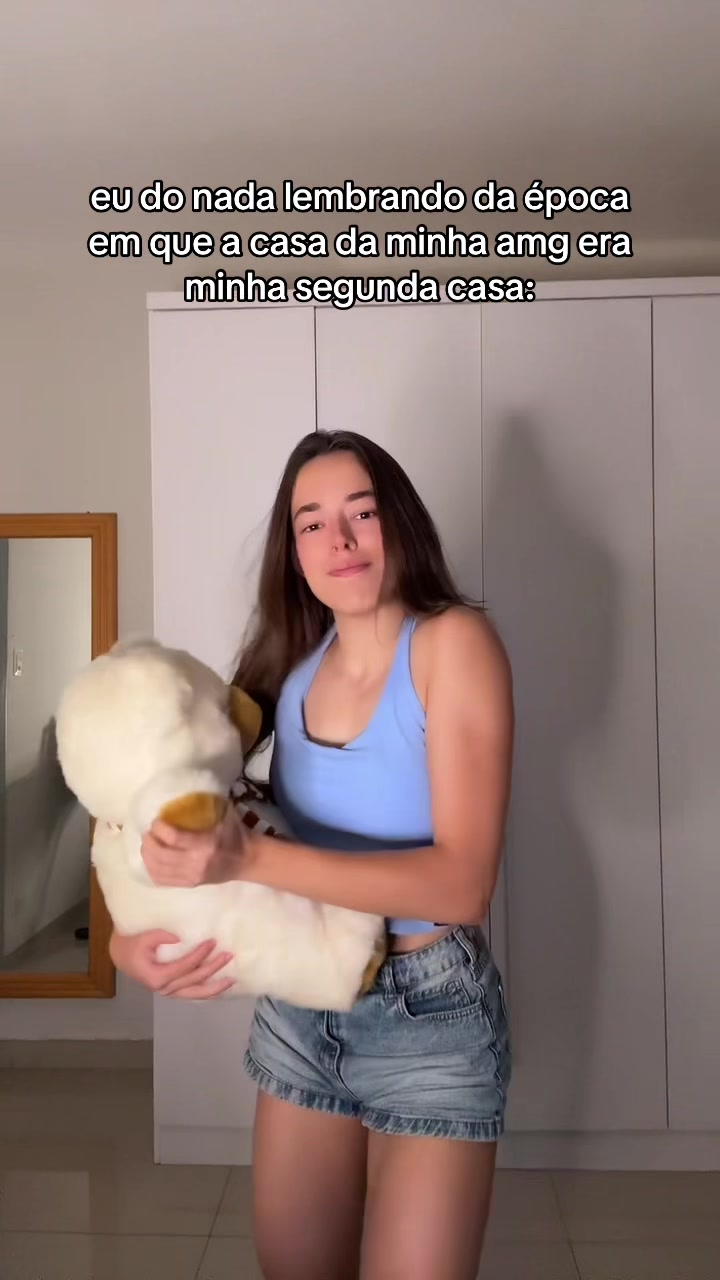 @Julia Andrade
