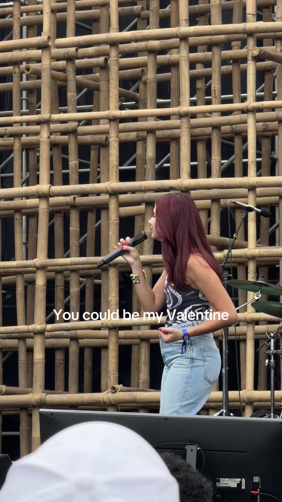 @Valentina Ploy