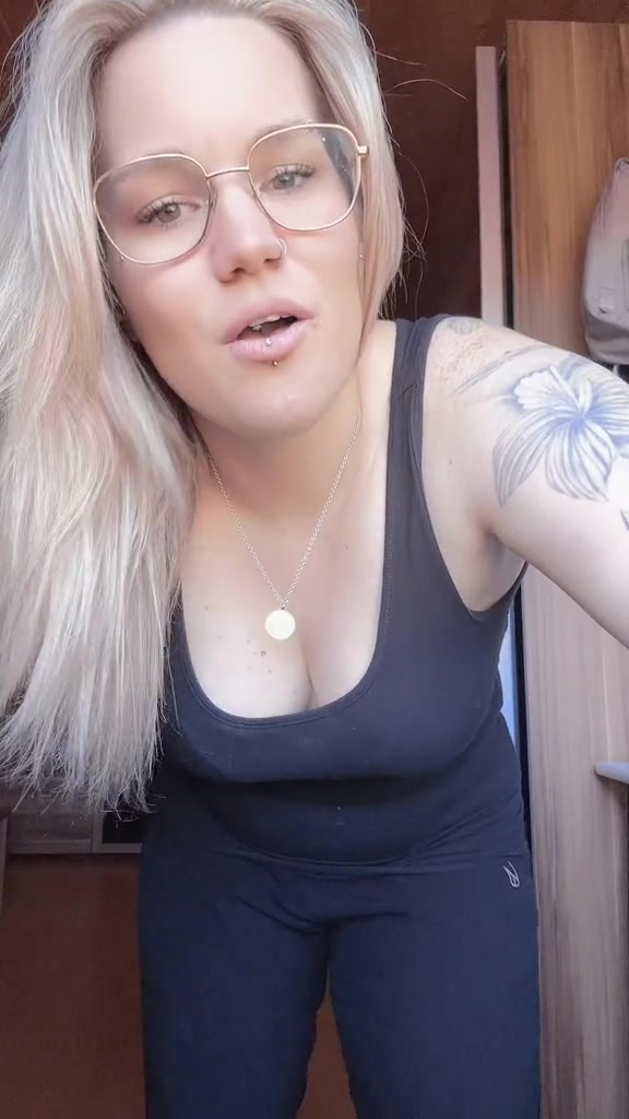 @DeMi