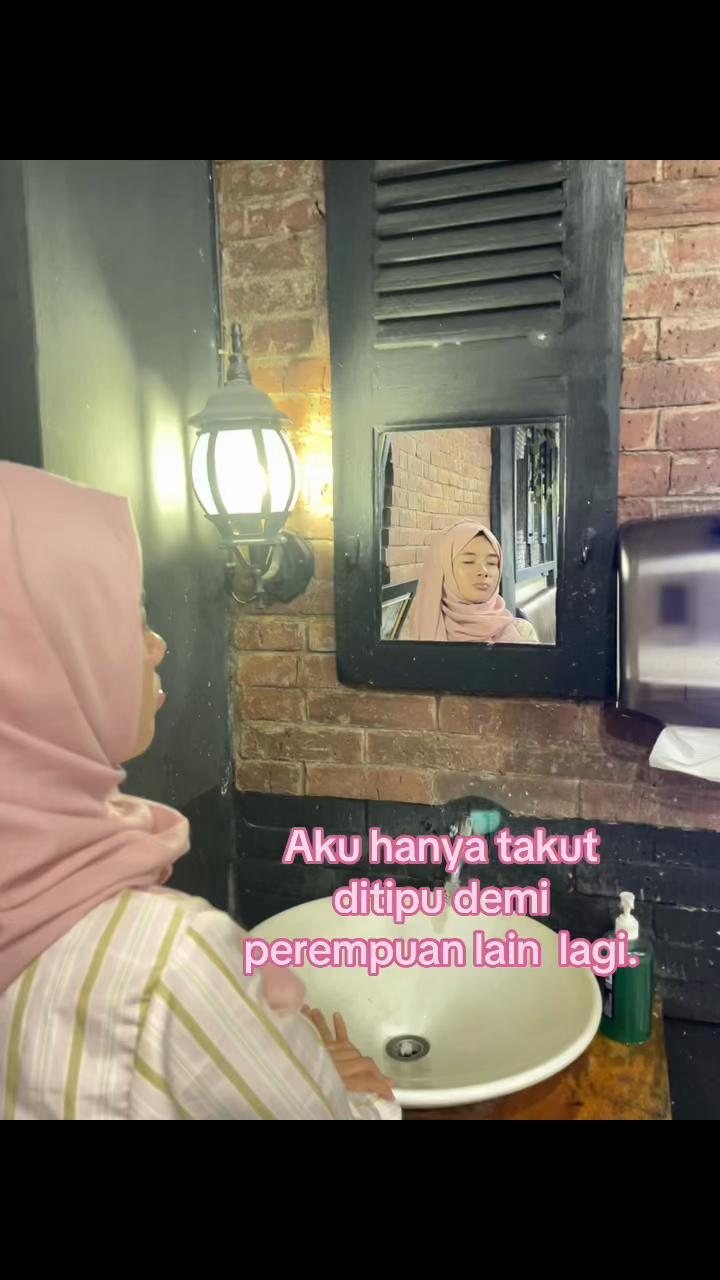 @Acawh