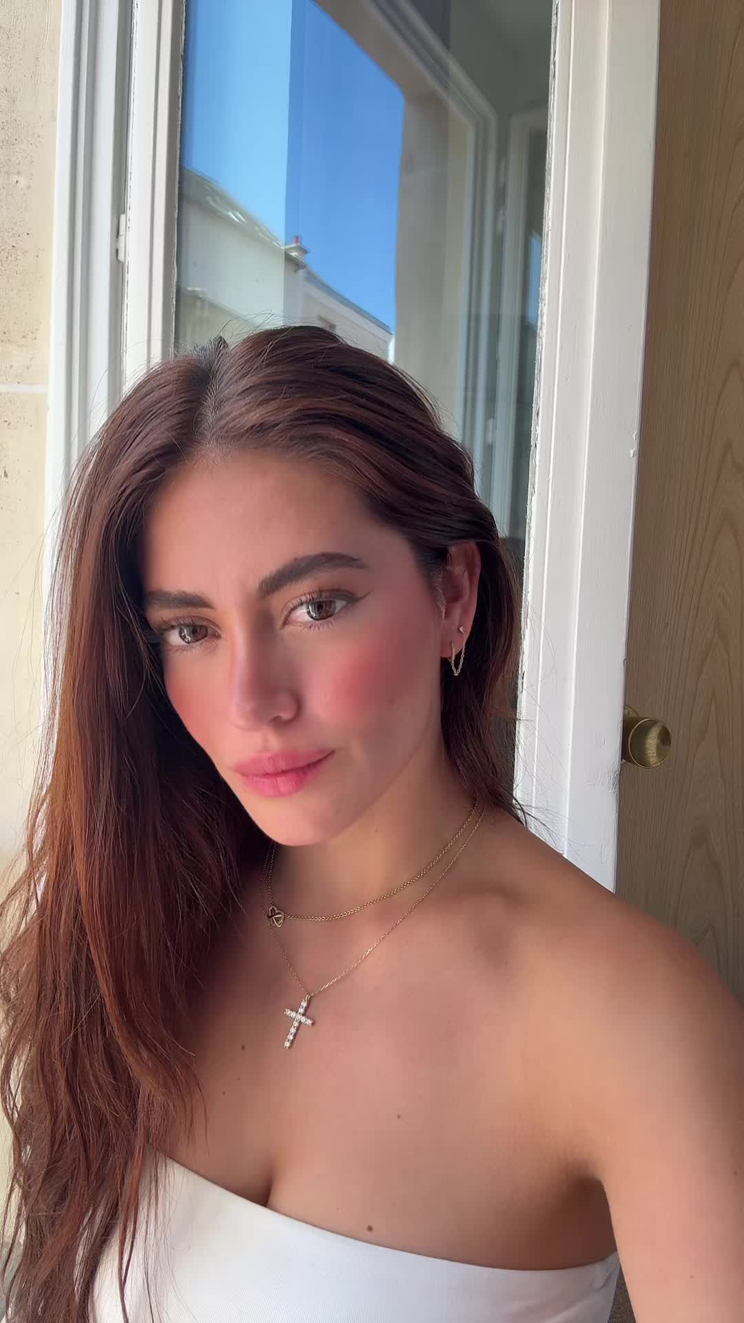@dafneleon