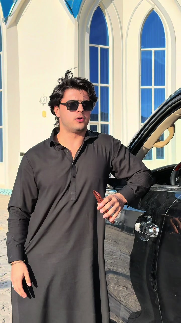 @sheraz_khan27