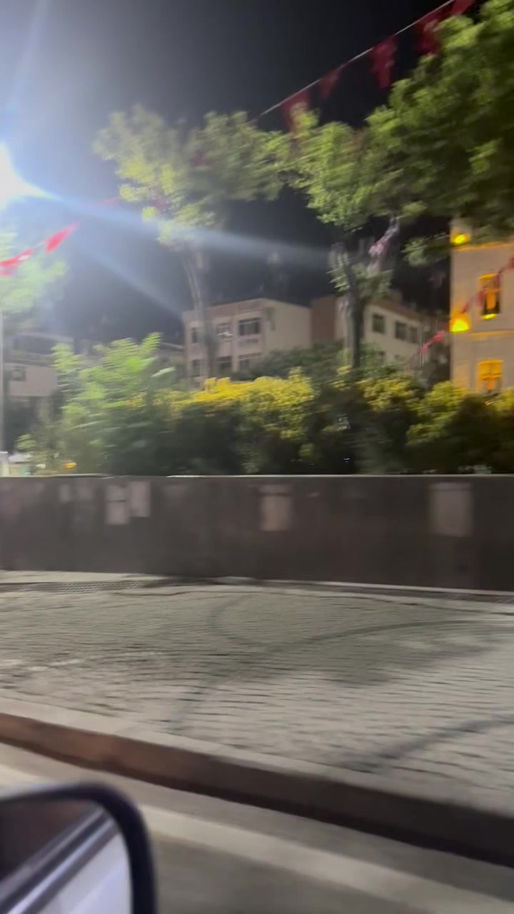 @Özkan-68Aksry