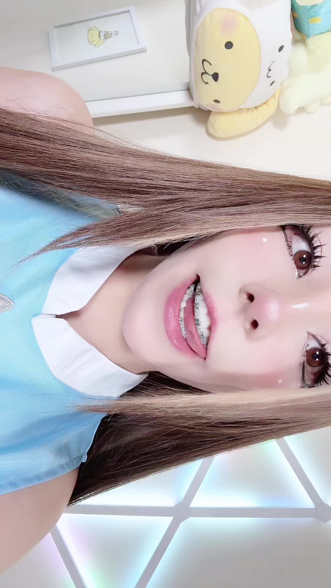 @jucyfox