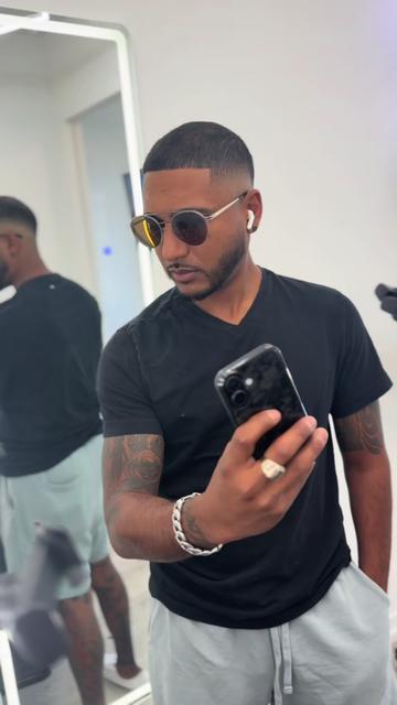 @Ronal Fadezone Barbershop