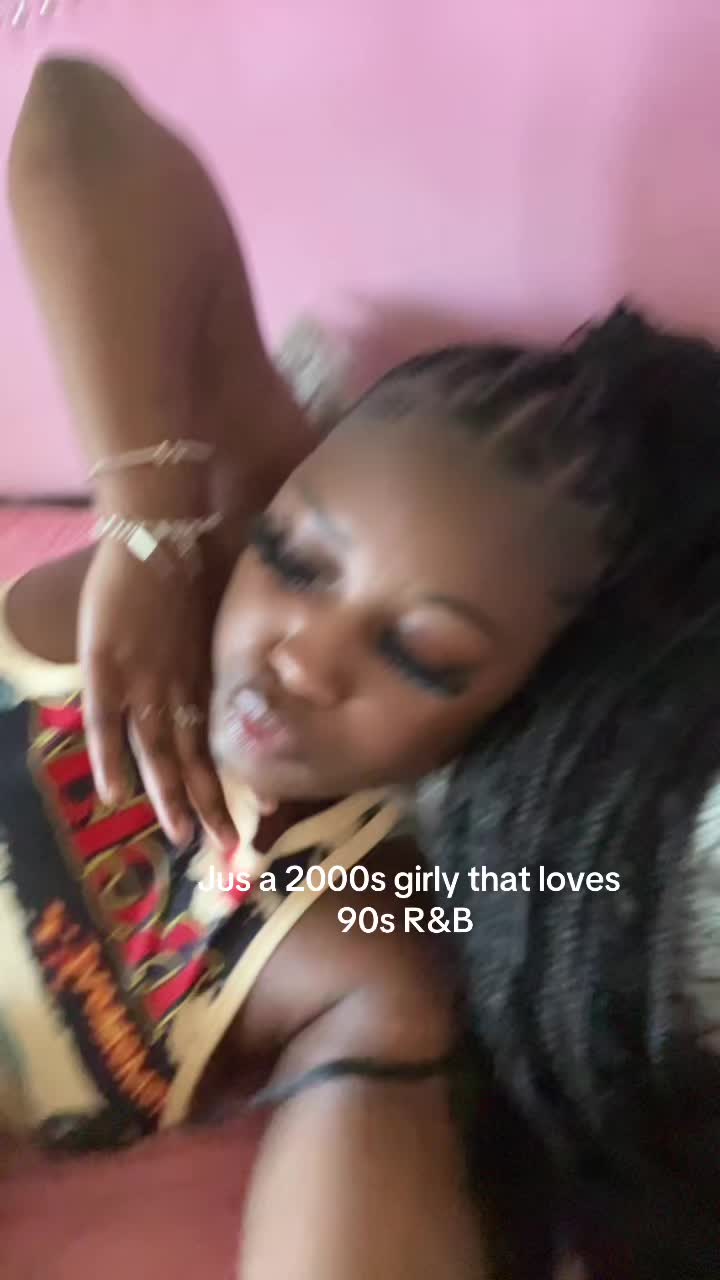 @TyJanae M. 🎀