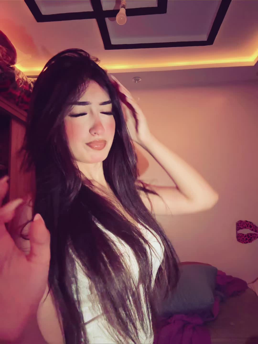 @👩🏻🦯➡️