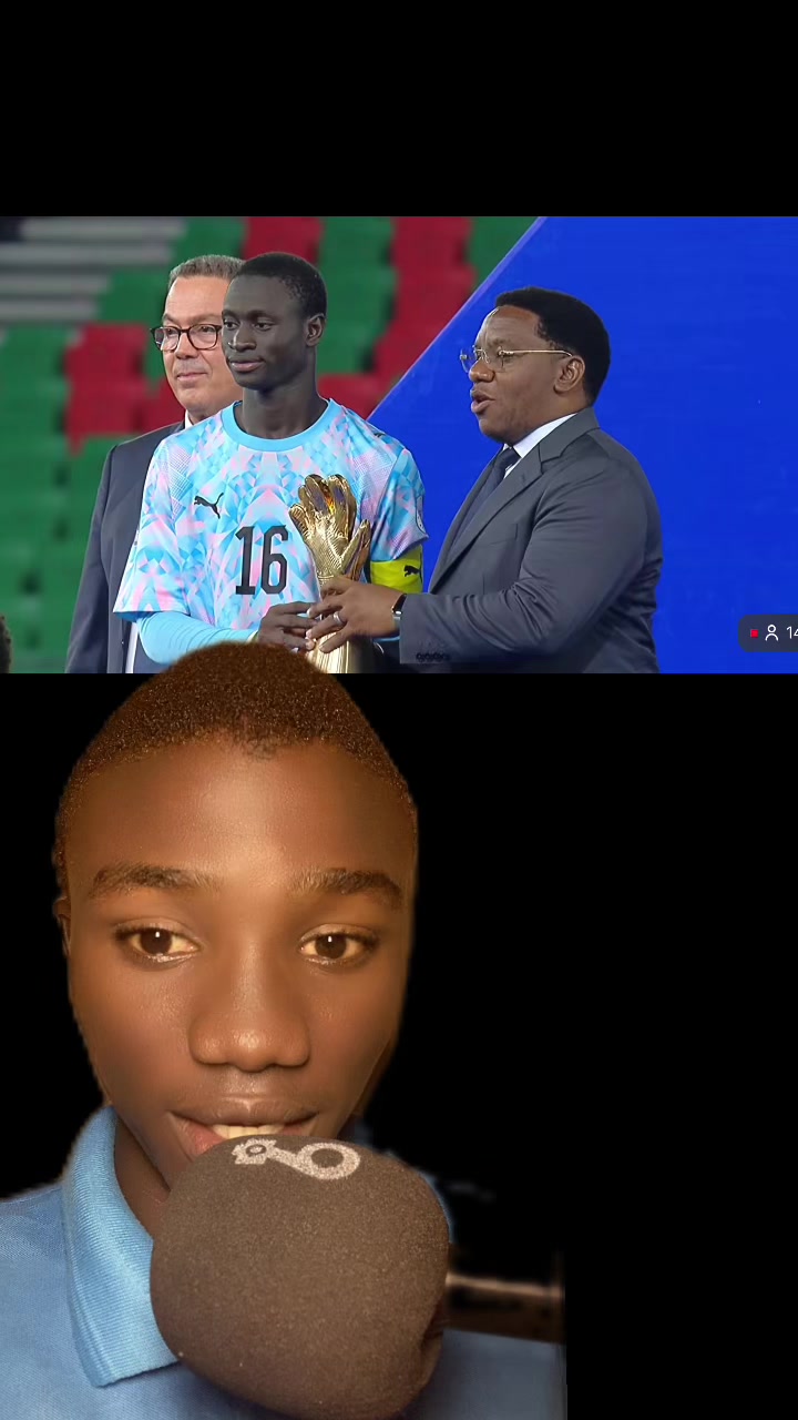 @LE CHRONIQUEUR DU PEUPLE 🧠