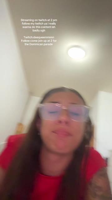 @Dee._queen_2.0