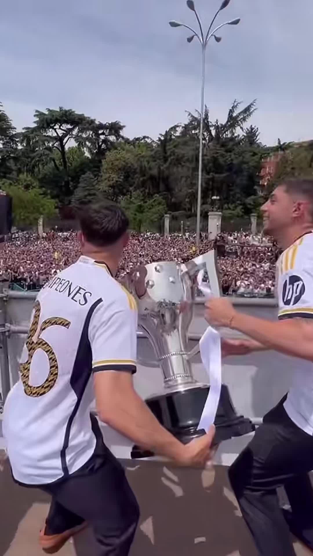 @𝑴𝑨𝑫𝑹𝑰𝑫𝑰𝑺𝑻𝑨𝑺 ✪