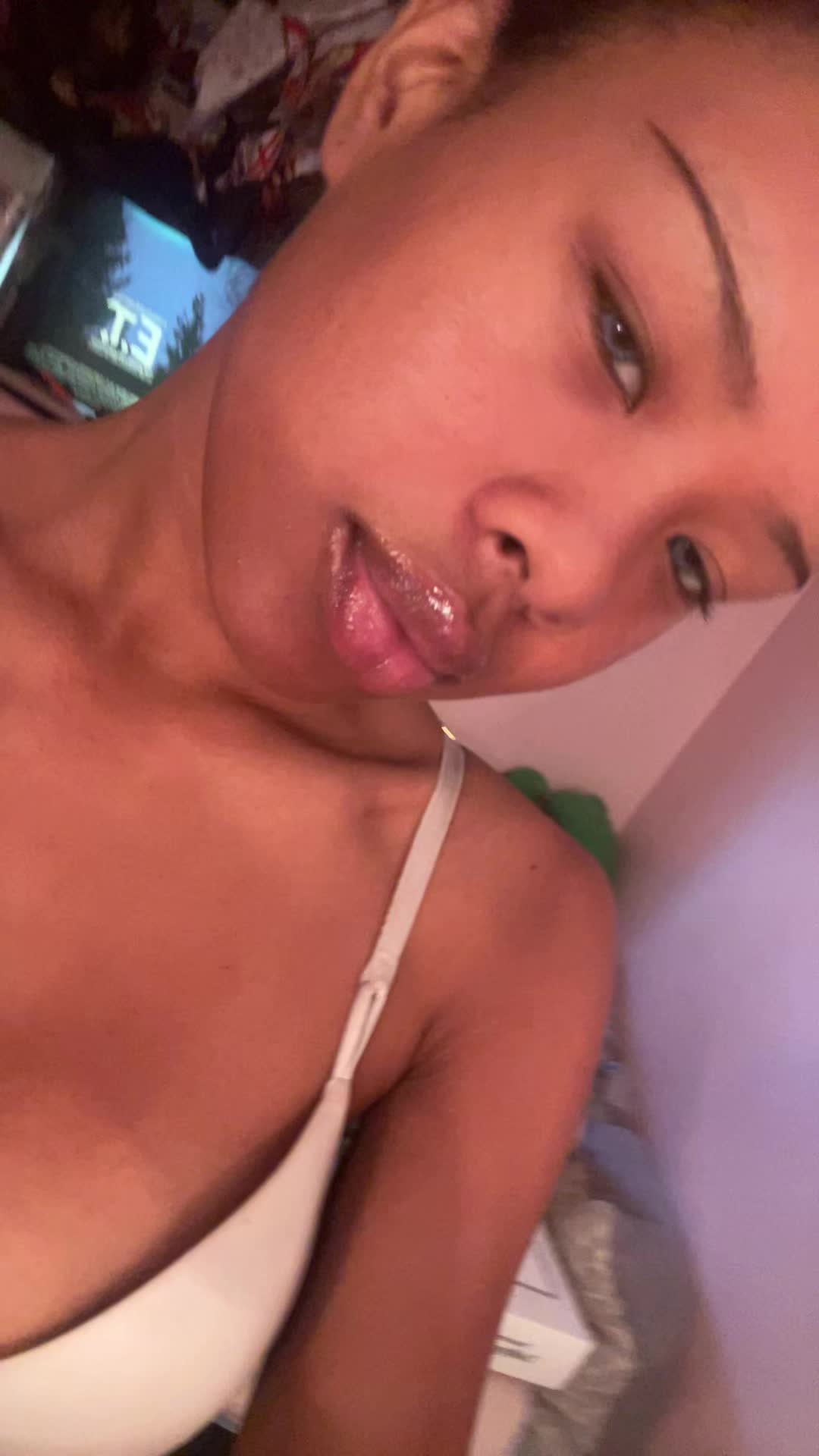 @monsterrbrat