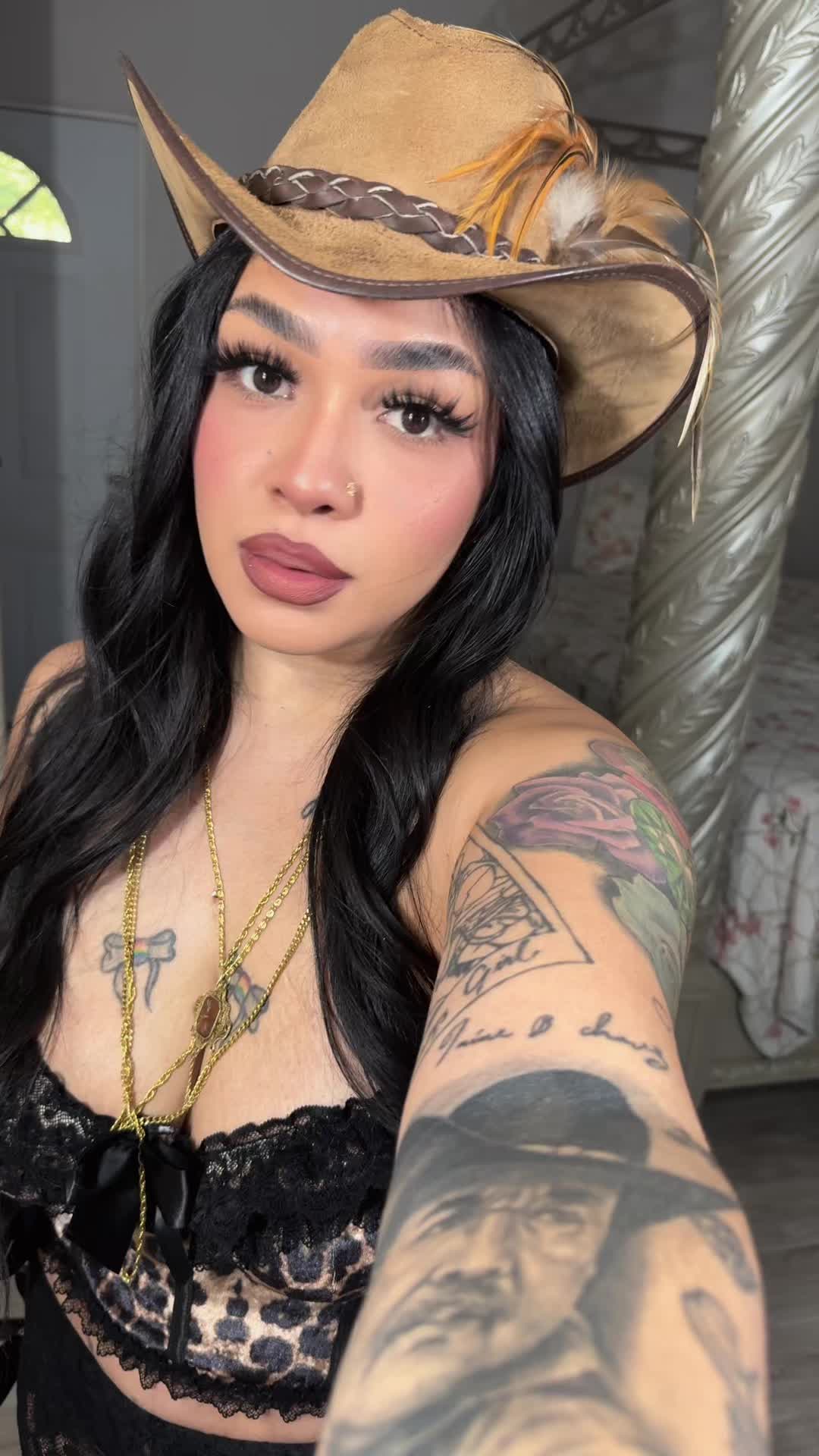 @IamMissMonaMonroe