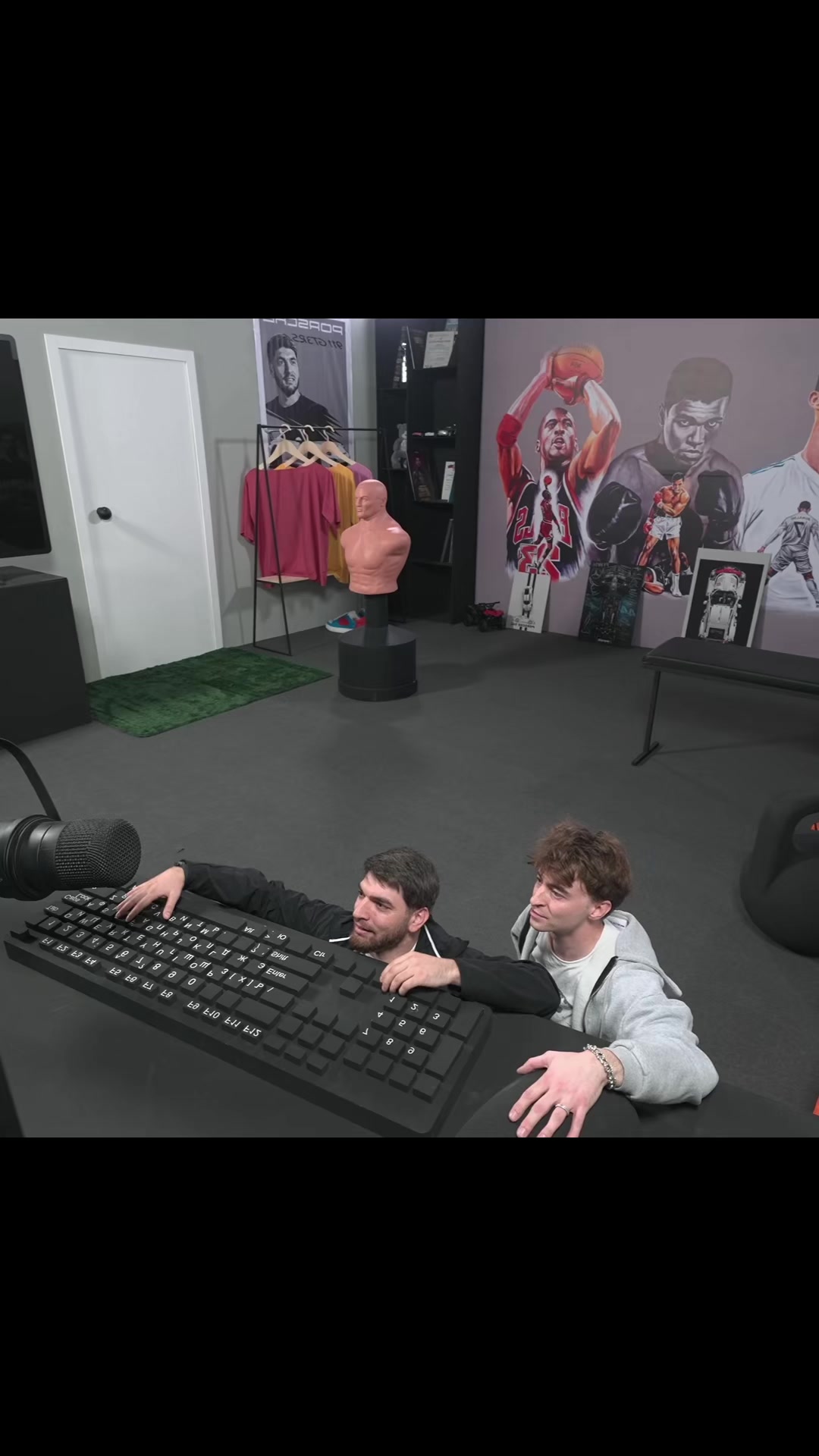 @twitchilll