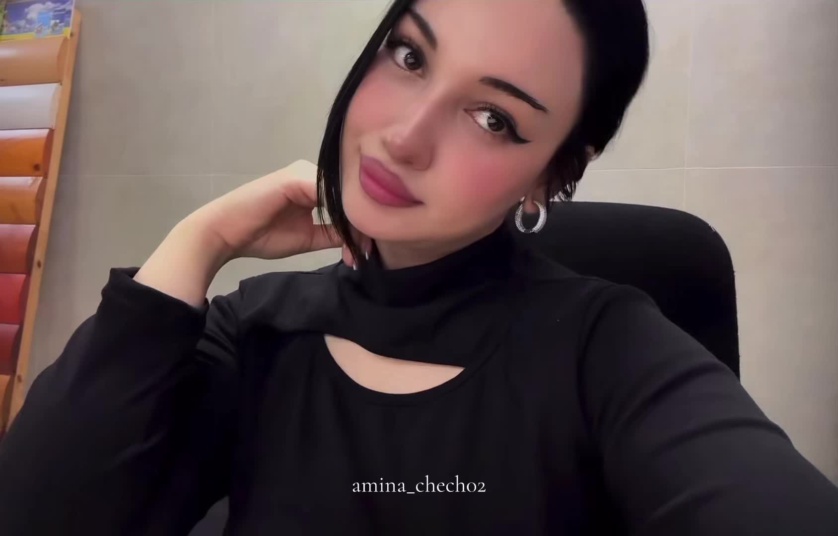 @Amina_chech_02
