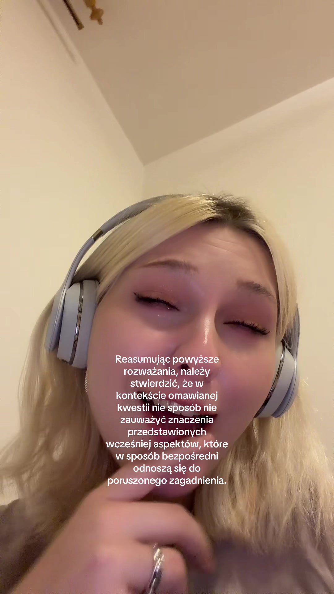 @janie_